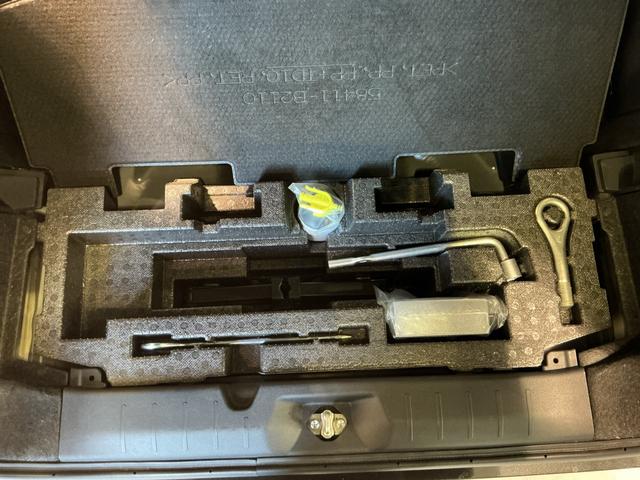 タント カスタムＸスタイルセレクション　ブレーキサポート　電動格納式ドアミラー　パーキングセンサー　レーンキープ　ＡＵＴＯライト　Ｉストップ　ナビＴＶ　ＬＥＤライト　スマートキー　ＥＴＣ　ドライブレコーダー　アルミ　メモリーナビ（17枚目）