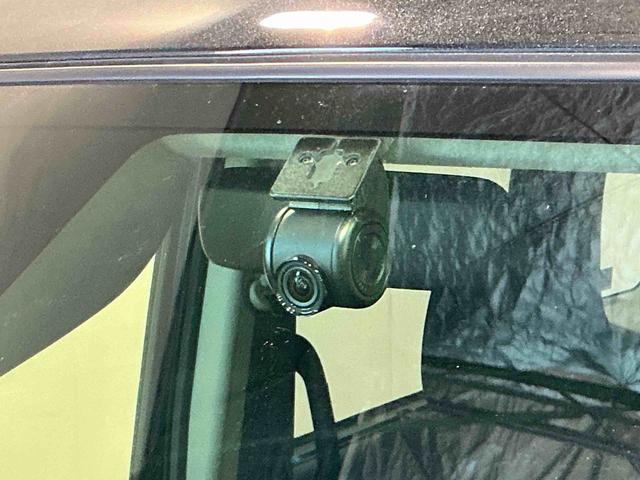 トール カスタムＧ　パノラマモニター　助手席エアバッグ　ＬＥＤライト　キーレス　Ｉストップ　電格ミラー　ハイビームアシスト　Ａライト　イモビ　前席シートヒーター　ＥＳＣ　ＥＴＣ　エアバック（4枚目）