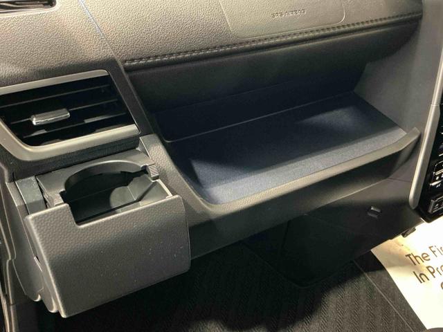 トール カスタムＧ　パノラマモニター　助手席エアバッグ　ＬＥＤライト　キーレス　Ｉストップ　電格ミラー　ハイビームアシスト　Ａライト　イモビ　前席シートヒーター　ＥＳＣ　ＥＴＣ　エアバック（12枚目）