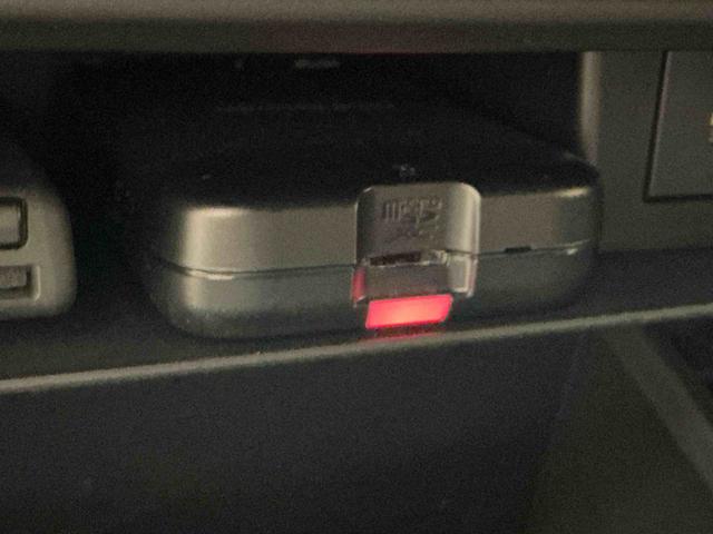 タフト Ｇターボ　ダーククロムベンチャー　車線逸脱警報装置　衝突回避支援ブレーキ　シートヒータ　電動格納ドアミラー　安全ボディ　ＬＥＤ　ムーンルーフ　Ａストップ　オートマチックハイビーム　ターボ車　ＥＴＣ車載器　セキュリティ　記録簿　ＴＶ（14枚目）