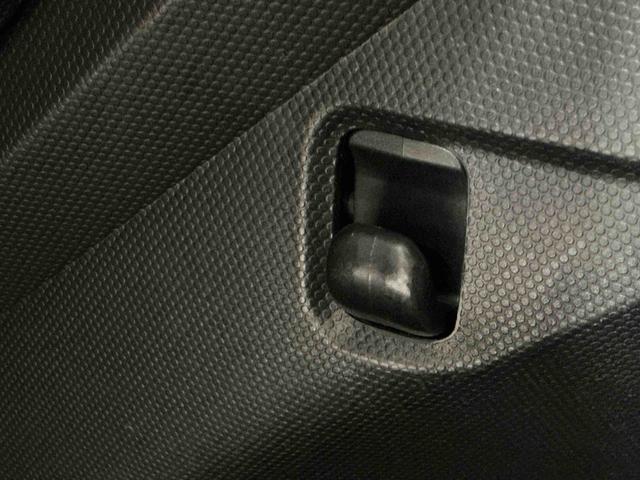 タフト Ｇターボ　ダーククロムベンチャー　車線逸脱警報装置　衝突回避支援ブレーキ　シートヒータ　電動格納ドアミラー　安全ボディ　ＬＥＤ　ムーンルーフ　Ａストップ　オートマチックハイビーム　ターボ車　ＥＴＣ車載器　セキュリティ　記録簿　ＴＶ（15枚目）