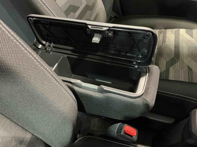 タフト Ｇターボ　ダーククロムベンチャー　車線逸脱警報装置　衝突回避支援ブレーキ　シートヒータ　電動格納ドアミラー　安全ボディ　ＬＥＤ　ムーンルーフ　Ａストップ　オートマチックハイビーム　ターボ車　ＥＴＣ車載器　セキュリティ　記録簿　ＴＶ（42枚目）