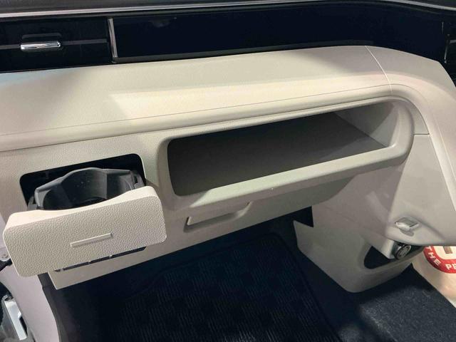 ムーヴ ＸリミテッドＩＩ　ＳＡＩＩＩ　ナビゲーションシステム　バックカメラ　ドライブレコーダー　ＥＴＣ車載器　アルミホイール　シートヒーター　スマートアシスト３（10枚目）