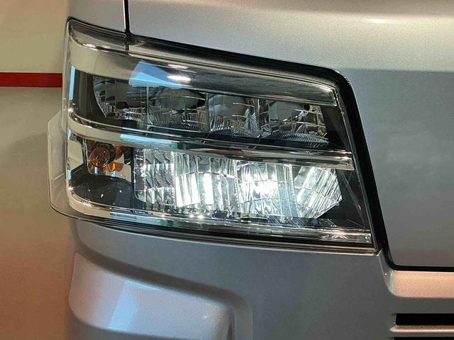 ハイゼットカーゴ ＤＸ　ＬＥＤヘッドランプ　前後ソナー　安全ボディ　セキュリティアラーム　キーレスキー　エコアイドル　ハイビームアシスト　ＥＳＣ　オートライト　レーンアシスト　両席エアバッグ　ＡＢＳ（9枚目）