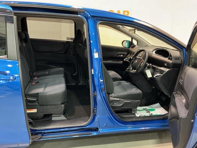 シエンタ Ｇ　ナビ・ＴＶ　スマートキープッシュスタート　電動格納式ドアミラー　アイドリングＳ　リアカメラ　　衝突安全ボディ　ＥＴＣ　運転席エアバック　キーフリーシステム　ＡＢＳ　社外アルミホイール（6枚目）