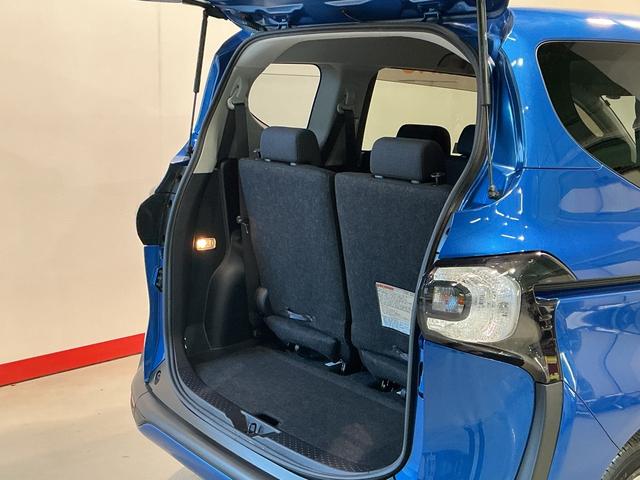 シエンタ Ｇ　ナビ・ＴＶ　スマートキープッシュスタート　電動格納式ドアミラー　アイドリングＳ　リアカメラ　　衝突安全ボディ　ＥＴＣ　運転席エアバック　キーフリーシステム　ＡＢＳ　社外アルミホイール（15枚目）