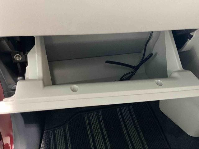 キャスト スタイルＸ　リミテッド　ＳＡＩＩＩ　雹害あり　電格ミラー　ナビ＆ＴＶ　メンテナンスノート　ドライブレコーダー　安全ボディ　バックカメラ　ＥＴＣ車載器　オートハイビーム　アイドリングストップ機能　キーフリーキー　オートライト（12枚目）