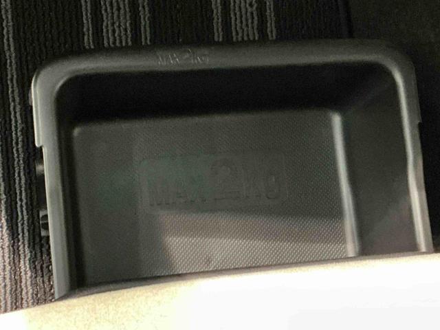 キャスト スタイルＸ　リミテッド　ＳＡＩＩＩ　雹害あり　電格ミラー　ナビ＆ＴＶ　メンテナンスノート　ドライブレコーダー　安全ボディ　バックカメラ　ＥＴＣ車載器　オートハイビーム　アイドリングストップ機能　キーフリーキー　オートライト（14枚目）