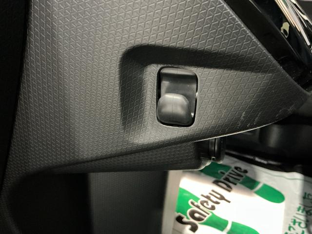 タント カスタムＸ　衝突軽減ブレーキ　リアコーナーセンサー　車線逸脱防止　アイドリングストップ機能　ナビＴＶ　盗難警報装置　ＬＥＤ　ＥＴＣ　キーレスエントリー　前席シートヒーター　スマートキー（32枚目）