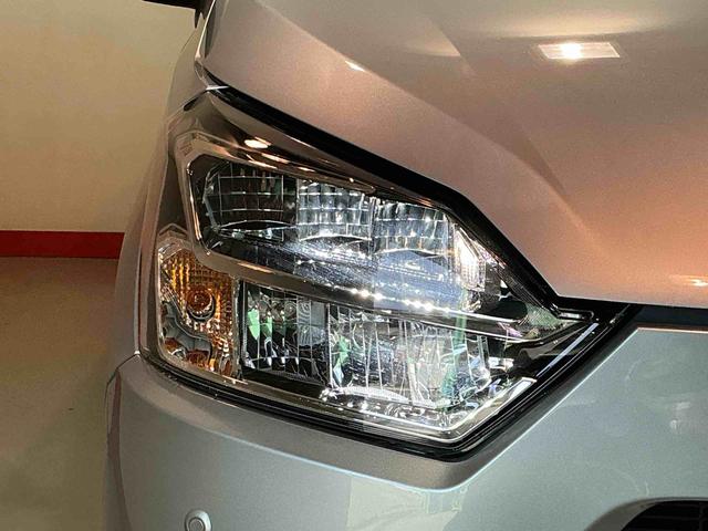 ミライース Ｘ　ＳＡＩＩＩ　盗難防止アラーム　衝突回避支援ブレーキ機能　コーナーソナー　電格ミラ　レーンキープアシスト　安全ボディ　運転席助手席エアバック　Ｂカメ　横滑防止　ＬＥＤライト　オートハイビーム　ナビＴＶ（8枚目）