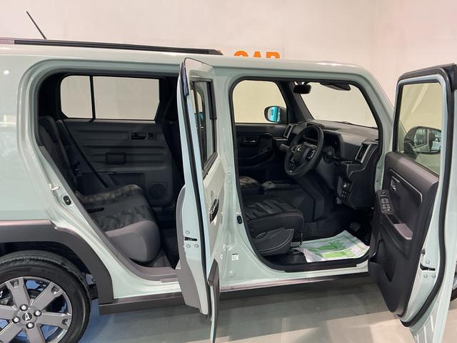 タフト Ｇ　ダーククロムベンチャー　コーナーソナー　ベンチシート　オートマチックハイビーム　ＬＥＤライト　レーンキープアシスト　アイドリングＳ　電格ミラー　キーフリー　アルミ　スマートキー　衝突安全ボディ　ガラスルーフ（6枚目）