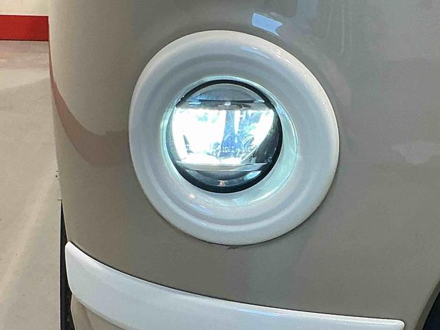 ムーヴキャンバス ＧホワイトアクセントＶＳ　ＳＡＩＩＩ　ＬＥＤ　車線逸脱警報　両側オートスライドドア　インテリキー　ハイビームアシスト　ナビＴＶ　エアバッグ　横滑り防止装置　ＥＴＣ　キーフリー　アイドリングストップ　ドラレコ　ＡＢＳ（11枚目）