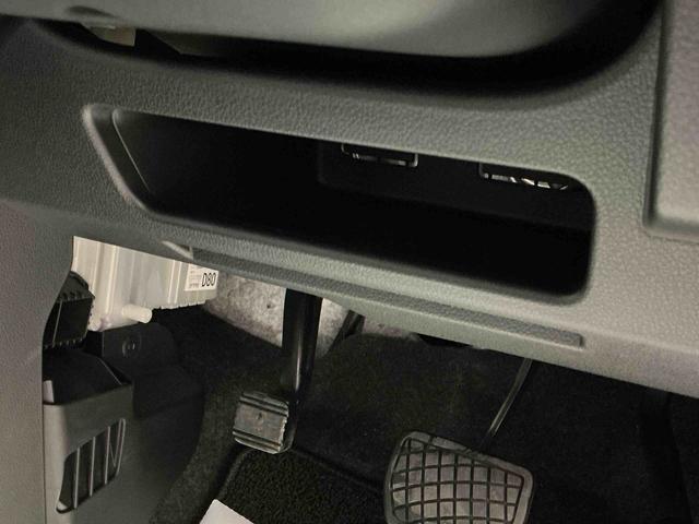 ムーヴキャンバス ストライプスＸ　電動ミラー　衝突被害軽減ブレーキ　両側オートスライドドア　コーナーセンサー　衝突安全ボディ　オートハイビーム　オートライト　盗難防止システム　キーフリーシステム　レーンアシスト（15枚目）