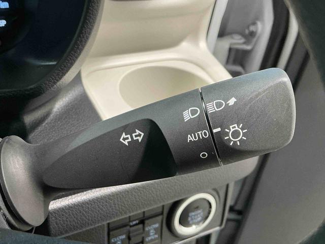 ムーヴキャンバス ストライプスＸ　電動ミラー　衝突被害軽減ブレーキ　両側オートスライドドア　コーナーセンサー　衝突安全ボディ　オートハイビーム　オートライト　盗難防止システム　キーフリーシステム　レーンアシスト（16枚目）