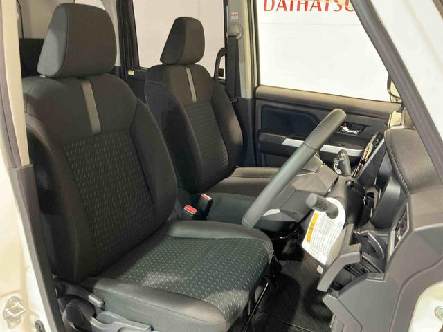 快適にお乗りいただくために、外装を美しく仕上げるだけでなく、内装も細部にいたるまで徹底した清掃・洗浄を実施。美しく・清潔な室内空間を実現しております。