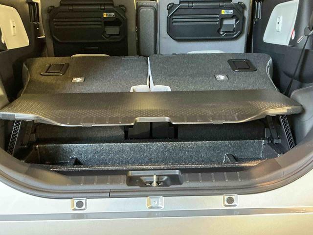 タント Ｘ　アイドリングストップ車　ブレーキサポート　電動ミラー　ナビＴＶ　スマートキーシステム　ＬＥＤライト　キーレスキー　Ｂカメラ　車線逸脱警報　メモリナビ　オートハイビーム　盗難警報装置（34枚目）