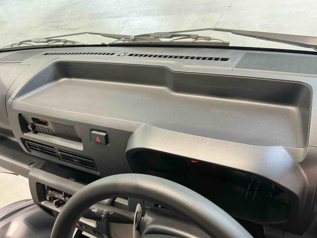 ハイゼットトラック ジャンボスタンダード 切り替え4WD 衝突軽減システム エアバック 車線逸脱警報 デュアルエアバック 横滑り防止装置 コーナーセンサー アイドリングストップ オートマチックハイビーム エアコン オートライト(22枚目)