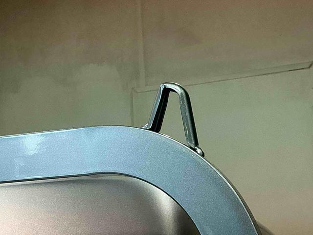 ハイゼットトラック ジャンボスタンダード 切り替え4WD 衝突軽減システム エアバック 車線逸脱警報 デュアルエアバック 横滑り防止装置 コーナーセンサー アイドリングストップ オートマチックハイビーム エアコン オートライト(29枚目)