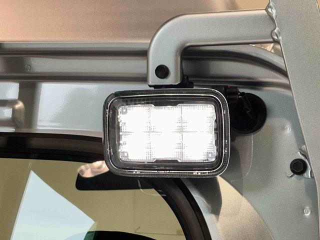 ハイゼットトラック ジャンボスタンダード 切り替え4WD 衝突軽減システム エアバック 車線逸脱警報 デュアルエアバック 横滑り防止装置 コーナーセンサー アイドリングストップ オートマチックハイビーム エアコン オートライト(31枚目)