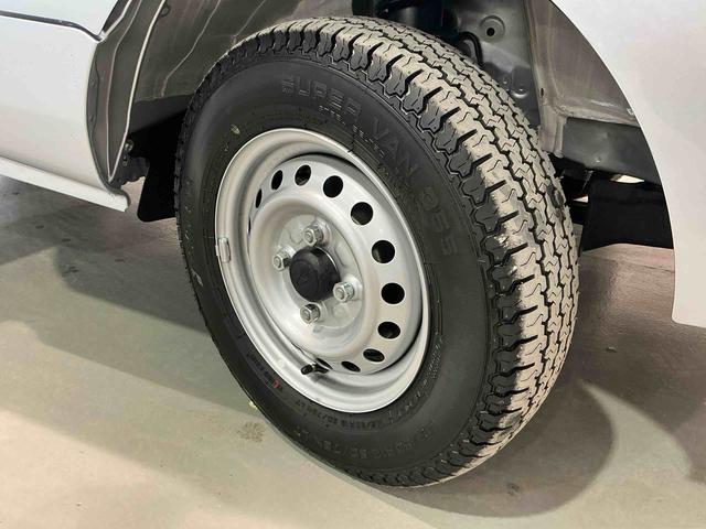 ハイゼットトラック ジャンボスタンダード 切り替え4WD 衝突軽減システム エアバック 車線逸脱警報 デュアルエアバック 横滑り防止装置 コーナーセンサー アイドリングストップ オートマチックハイビーム エアコン オートライト(40枚目)