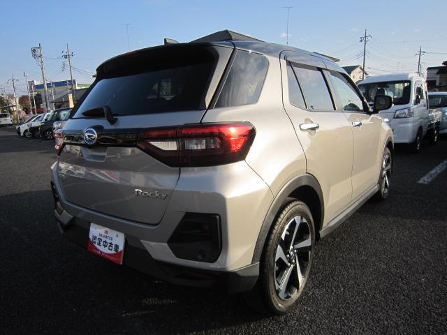 ロッキー プレミアムＧ　ＨＥＶ　衝突被害軽減　盗難防止　追従式クルーズコントロール　電動格納式ドアミラー　ドライブレコーダー　ＥＴＣ車載器　ＬＥＤライト　運転席助手席シートヒーター　　パノラマモニター　ナビゲーションシステム（11枚目）