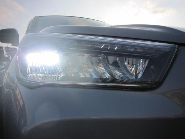 ロッキー プレミアムＧ　ＨＥＶ　衝突被害軽減　盗難防止　追従式クルーズコントロール　電動格納式ドアミラー　ドライブレコーダー　ＥＴＣ車載器　ＬＥＤライト　運転席助手席シートヒーター　　パノラマモニター　ナビゲーションシステム（35枚目）