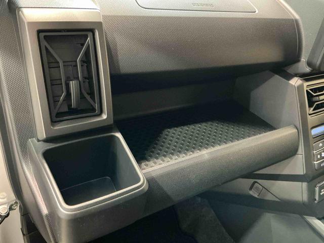 タフト G ダーククロムベンチャー コーナーソナー オートマチックハイビーム LEDライト レーンキープアシスト アイドリングS 電格ミラー キーフリー アルミ スマートキー 衝突安全ボディ ガラスルーフ オートライト(16枚目)