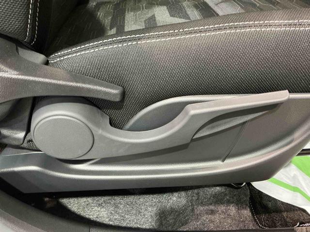 タフト G ダーククロムベンチャー コーナーソナー オートマチックハイビーム LEDライト レーンキープアシスト アイドリングS 電格ミラー キーフリー アルミ スマートキー 衝突安全ボディ ガラスルーフ オートライト(46枚目)