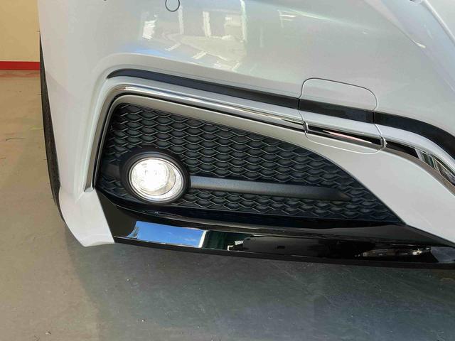 クラウンハイブリッド RS クリアランソナ レーンアシスト LEDヘッドライト クルコン スマートエントリー セキュリティーアラーム 横滑り防止 ETC オートライト TVナビ アルミ メモリーナビ ABS エアバッグ(11枚目)