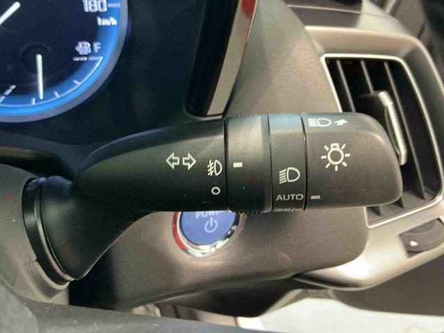 クラウンハイブリッド RS クリアランソナ レーンアシスト LEDヘッドライト クルコン スマートエントリー セキュリティーアラーム 横滑り防止 ETC オートライト TVナビ アルミ メモリーナビ ABS エアバッグ(20枚目)