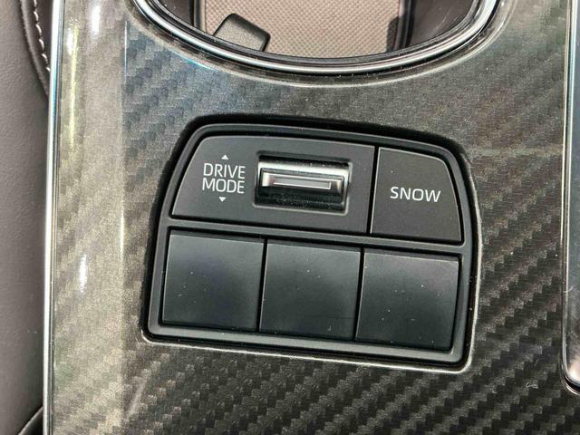 クラウンハイブリッド RS クリアランソナ レーンアシスト LEDヘッドライト クルコン スマートエントリー セキュリティーアラーム 横滑り防止 ETC オートライト TVナビ アルミ メモリーナビ ABS エアバッグ(28枚目)