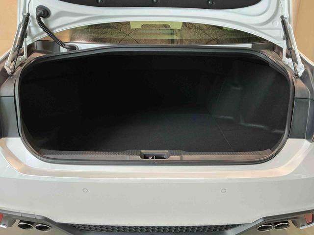 クラウンハイブリッド RS クリアランソナ レーンアシスト LEDヘッドライト クルコン スマートエントリー セキュリティーアラーム 横滑り防止 ETC オートライト TVナビ アルミ メモリーナビ ABS エアバッグ(33枚目)