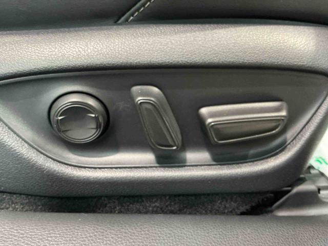 クラウンハイブリッド RS クリアランソナ レーンアシスト LEDヘッドライト クルコン スマートエントリー セキュリティーアラーム 横滑り防止 ETC オートライト TVナビ アルミ メモリーナビ ABS エアバッグ(39枚目)