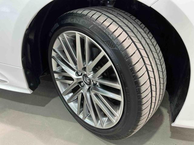 クラウンハイブリッド RS クリアランソナ レーンアシスト LEDヘッドライト クルコン スマートエントリー セキュリティーアラーム 横滑り防止 ETC オートライト TVナビ アルミ メモリーナビ ABS エアバッグ(49枚目)