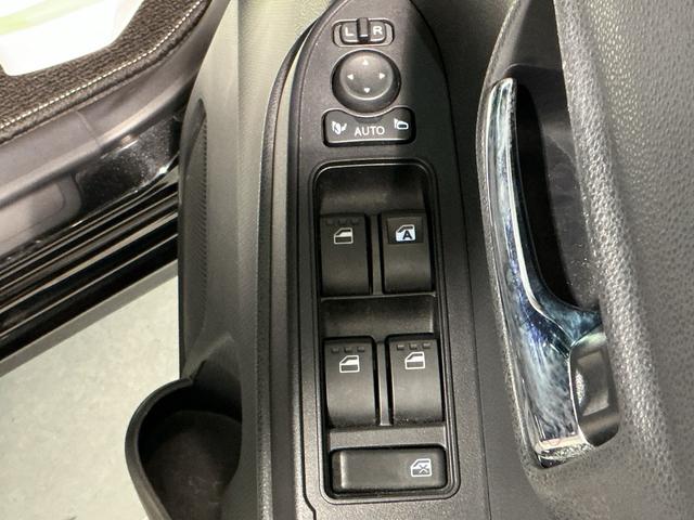 タント カスタムRS 両側パワスライドドア レーンキープA ISTOP オートミラー 運転席シートヒーター オートLED ターボエンジン LEDライト オートライト キーフリー セキュリティ(28枚目)