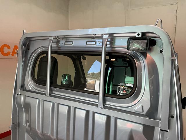 ハイゼットトラック スタンダード　農用スペシャル　４ＷＤ　マニュアル車　スマートアシスト　衝突被害軽減システム　ソナーセンサー（31枚目）
