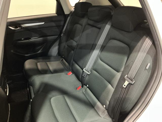 ＣＸ－５ ２０Ｓ　プロアクティブ　アダプティブクルーズレーンアシスト　ＬＥＤライト　キーレスエントリー　ＡＢＳ　ＥＴＣ　ＤＳＣ　ナビ＆ＴＶ　Ａストップ　アルミ　オートライト　エアバック　電動格納ミラー（13枚目）