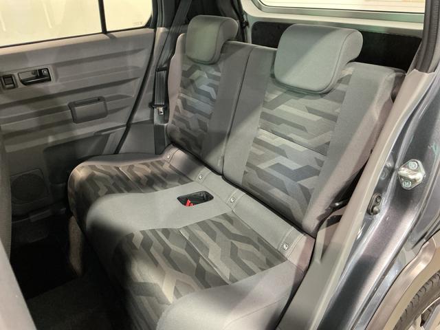 タフト Ｇターボ　ダーククロムベンチャー　車線逸脱警報装置　衝突回避支援ブレーキ　シートヒータ　電動格納ドアミラー　安全ボディ　ＬＥＤ　ナビＴＶ　ムーンルーフ　Ａストップ　オートマチックハイビーム　ターボ車　ＥＴＣ車載器　セキュリティ（18枚目）