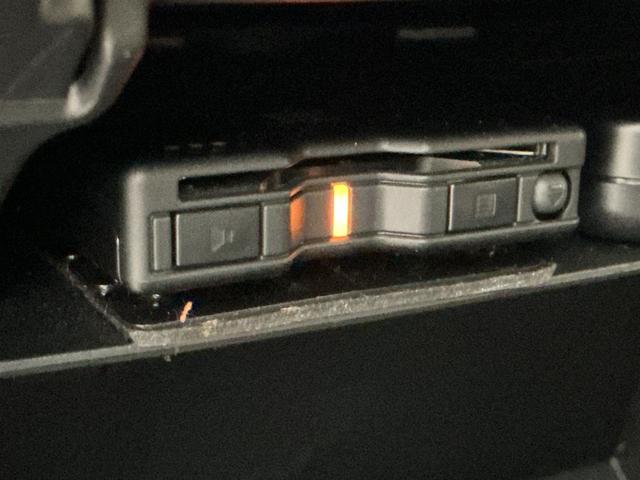 タフト Ｇターボ　ダーククロムベンチャー　車線逸脱警報装置　衝突回避支援ブレーキ　シートヒータ　電動格納ドアミラー　安全ボディ　ＬＥＤ　ナビＴＶ　ムーンルーフ　Ａストップ　オートマチックハイビーム　ターボ車　ＥＴＣ車載器　セキュリティ（44枚目）