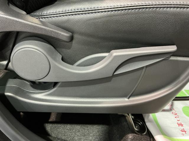 タント カスタムＸ　衝突軽減ブレーキ　リアコーナーセンサー　車線逸脱防止　アイドリングストップ機能　盗難警報装置　ＬＥＤ　キーレスエントリー　前席シートヒーター　オートＬＥＤ　電動格納ミラー（16枚目）