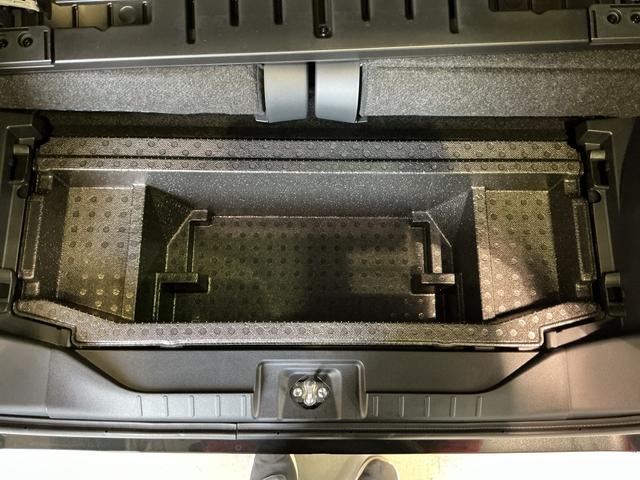 タント カスタムＸ　衝突軽減ブレーキ　リアコーナーセンサー　車線逸脱防止　アイドリングストップ機能　盗難警報装置　ＬＥＤ　キーレスエントリー　前席シートヒーター　オートＬＥＤ　電動格納ミラー（24枚目）