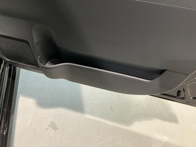 タント カスタムＸ　衝突軽減ブレーキ　リアコーナーセンサー　車線逸脱防止　アイドリングストップ機能　盗難警報装置　ＬＥＤ　キーレスエントリー　前席シートヒーター　オートＬＥＤ　電動格納ミラー（27枚目）