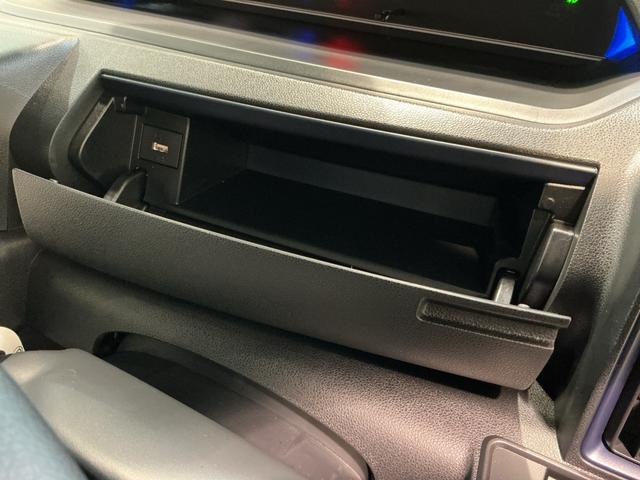 タント カスタムＸ　衝突軽減ブレーキ　リアコーナーセンサー　車線逸脱防止　アイドリングストップ機能　盗難警報装置　ＬＥＤ　キーレスエントリー　前席シートヒーター　オートＬＥＤ　電動格納ミラー（29枚目）