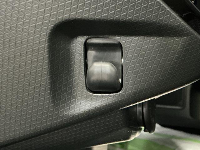 タント カスタムＸ　衝突軽減ブレーキ　リアコーナーセンサー　車線逸脱防止　アイドリングストップ機能　盗難警報装置　ＬＥＤ　キーレスエントリー　前席シートヒーター　オートＬＥＤ　電動格納ミラー（33枚目）