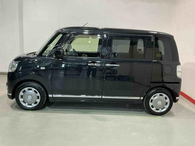 ムーヴキャンバス Ｘブラックインテリアリミテッド　ＳＡＩＩＩ　ナビ　パノラマモニター　セキュリティアラーム　横滑り防止装置　ドライブレコーダー　オートマチックハイビーム　両側パワースライドドア　電動格納ミラー　ベンチシート　アイドリングストップ　キーフリー（7枚目）