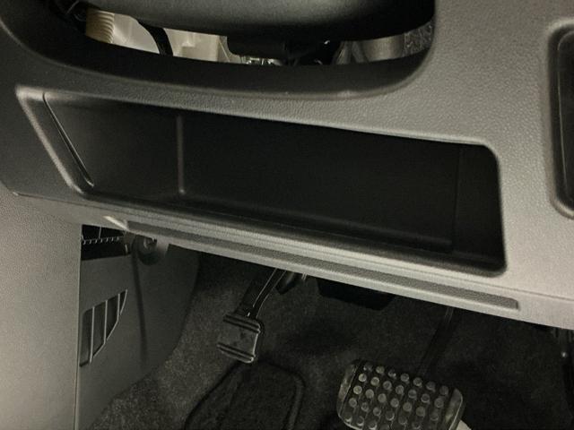 ムーヴキャンバス Ｘブラックインテリアリミテッド　ＳＡＩＩＩ　ナビ　パノラマモニター　セキュリティアラーム　横滑り防止装置　ドライブレコーダー　オートマチックハイビーム　両側パワースライドドア　電動格納ミラー　ベンチシート　アイドリングストップ　キーフリー（22枚目）