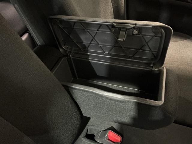 ムーヴキャンバス Ｘブラックインテリアリミテッド　ＳＡＩＩＩ　ナビ　パノラマモニター　セキュリティアラーム　横滑り防止装置　ドライブレコーダー　オートマチックハイビーム　両側パワースライドドア　電動格納ミラー　ベンチシート　アイドリングストップ　キーフリー（23枚目）