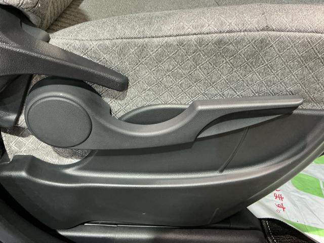 タント Ｘ　キーフリーシステム　ナビゲーションシステム　バックカメラ　電動スライドドア　ＥＴＣ車載器　ドライブレコーダー　シートヒーター　オートライト（15枚目）