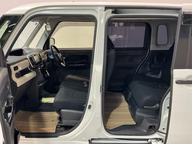 ムーヴキャンバス ＧブラックアクセントＶＳ　ＳＡＩＩＩ　ブレーキサポート　アイドルストップ　イモビライザー　スマートキープッシュスタート　ナビＴＶ　全周囲モニター　レーンキープ　両側電動ドア　ＬＥＤライト　オートライト　オートマチックハイビーム（12枚目）