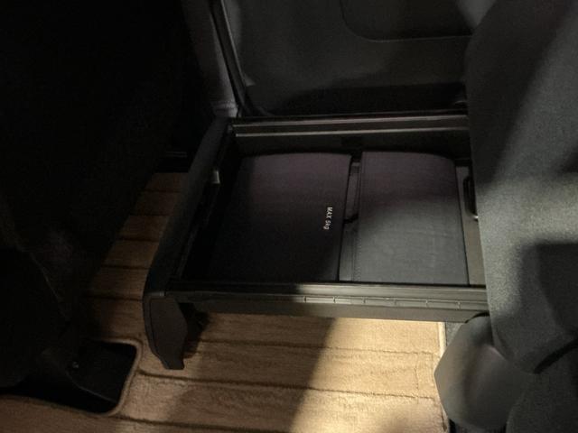 ムーヴキャンバス ＧブラックアクセントＶＳ　ＳＡＩＩＩ　ブレーキサポート　アイドルストップ　イモビライザー　スマートキープッシュスタート　ナビＴＶ　全周囲モニター　レーンキープ　両側電動ドア　ＬＥＤライト　オートライト　オートマチックハイビーム（33枚目）